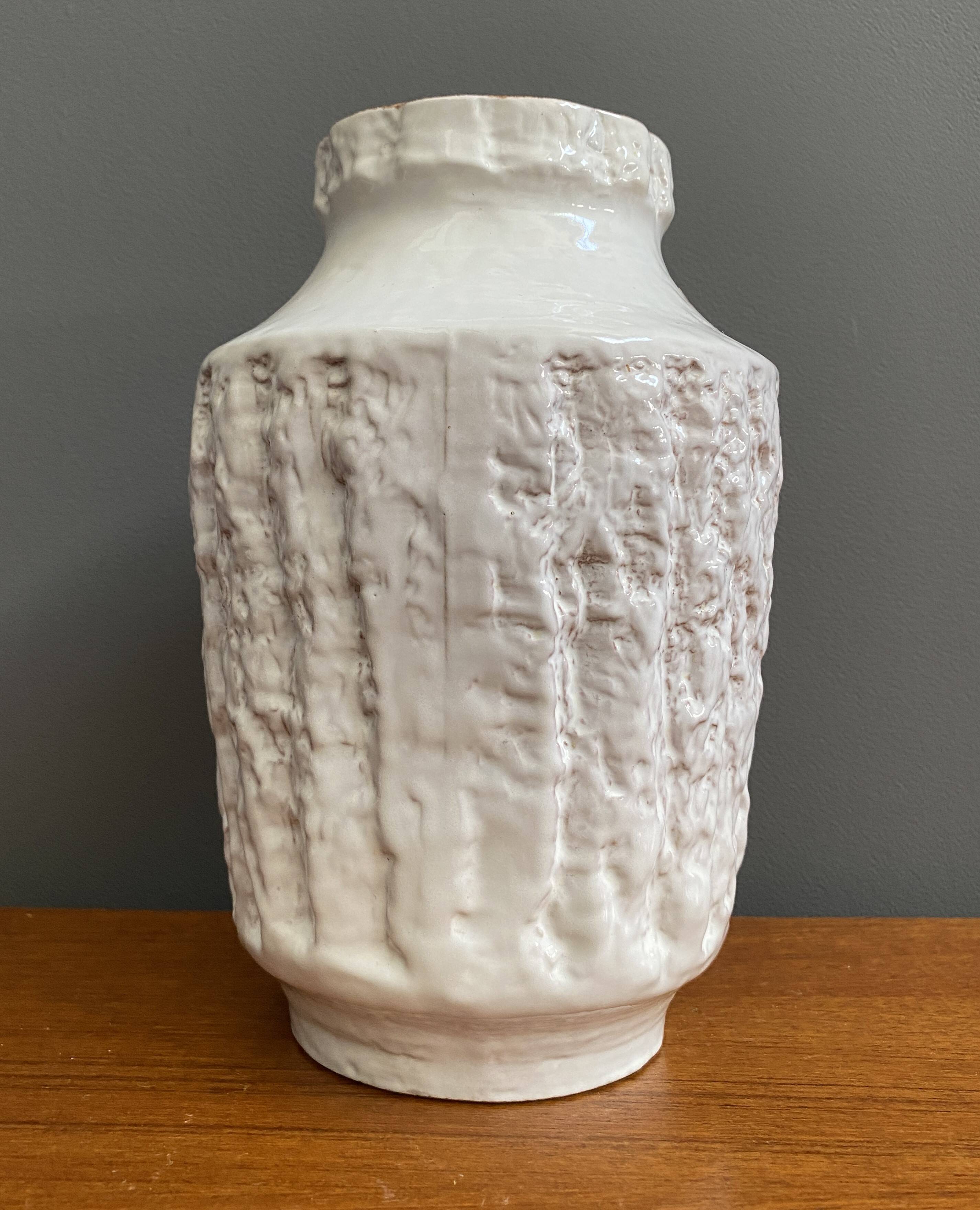 Vase en lave blanche épaisse de Carstens, Allemagne de l'Ouest, modèle 222-20, années 1970