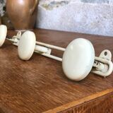 Patère, vintage beige metal coat rack