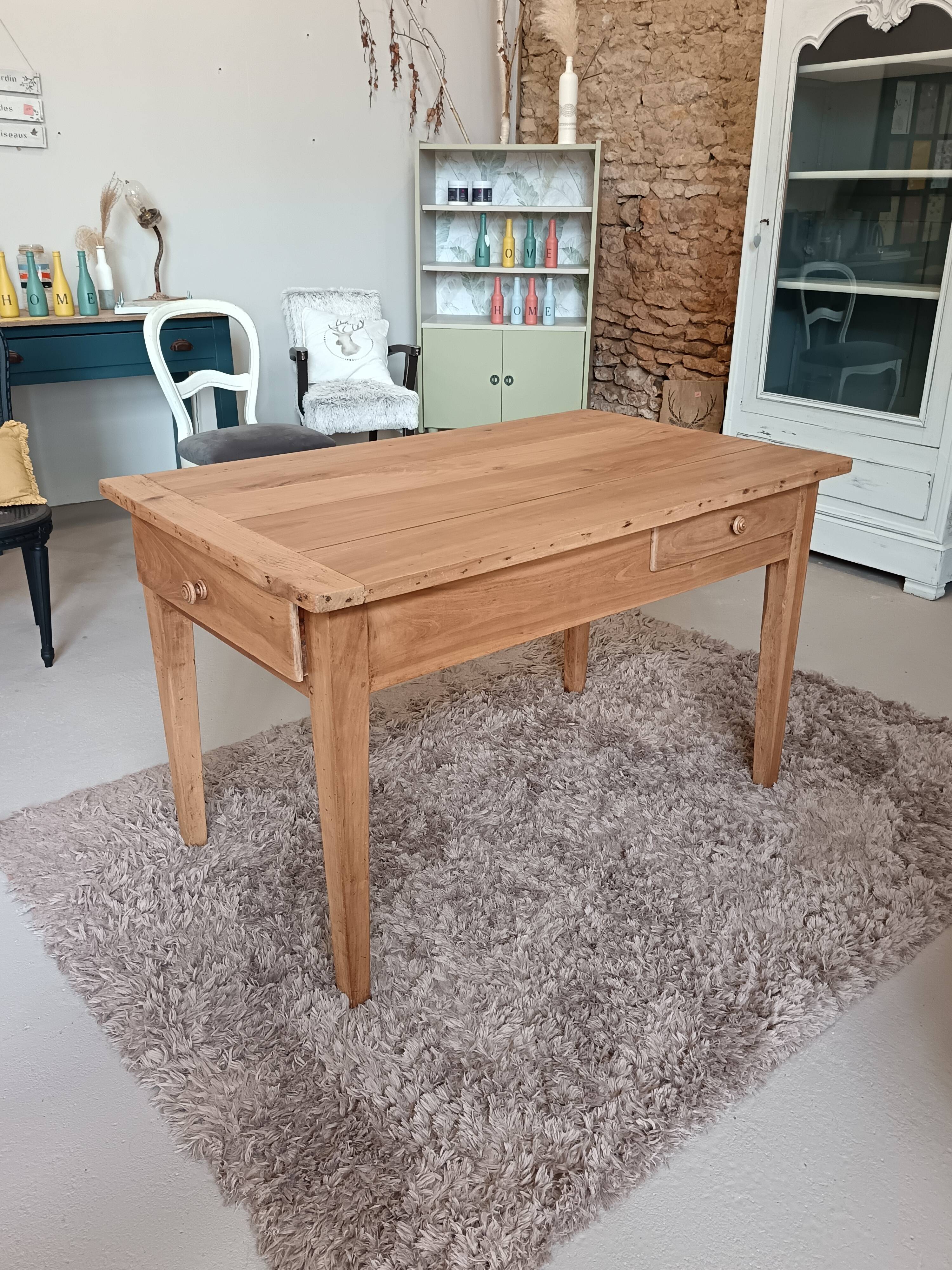Beautiful farmhouse table - desk