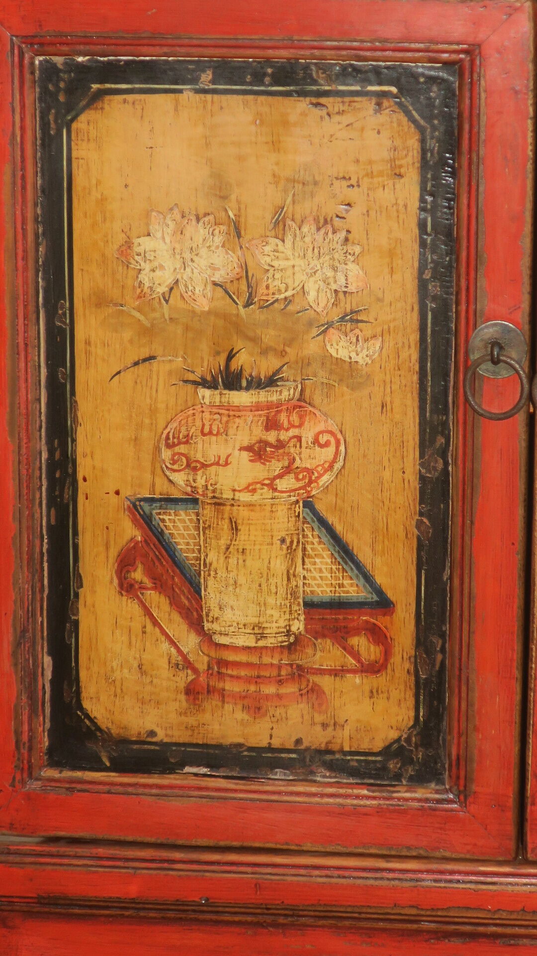 Mid century Chinese painted cabinet with 2 doors and 2 drawers