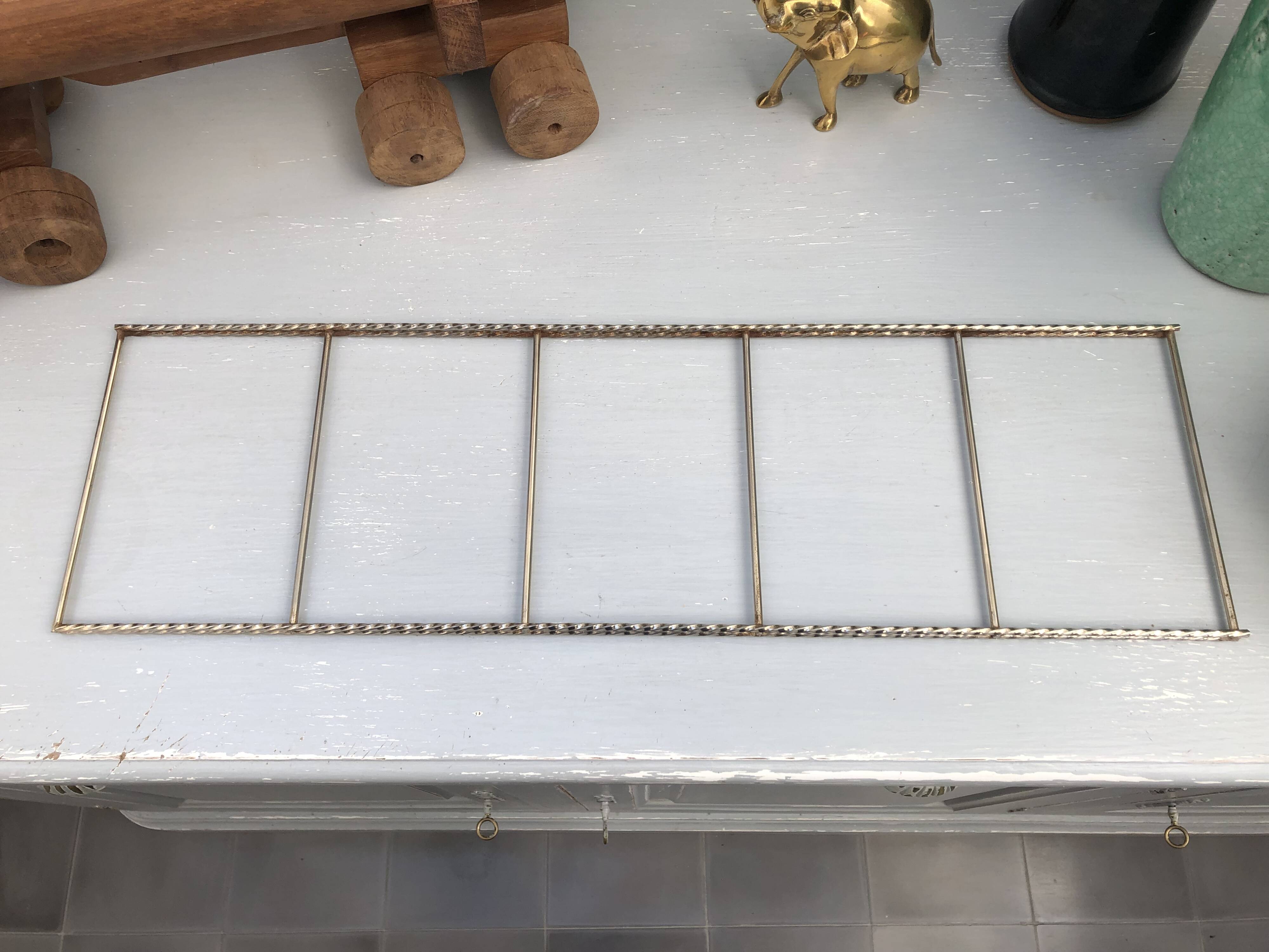 Modular metal shelf