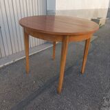 Vintage table with integrated extension