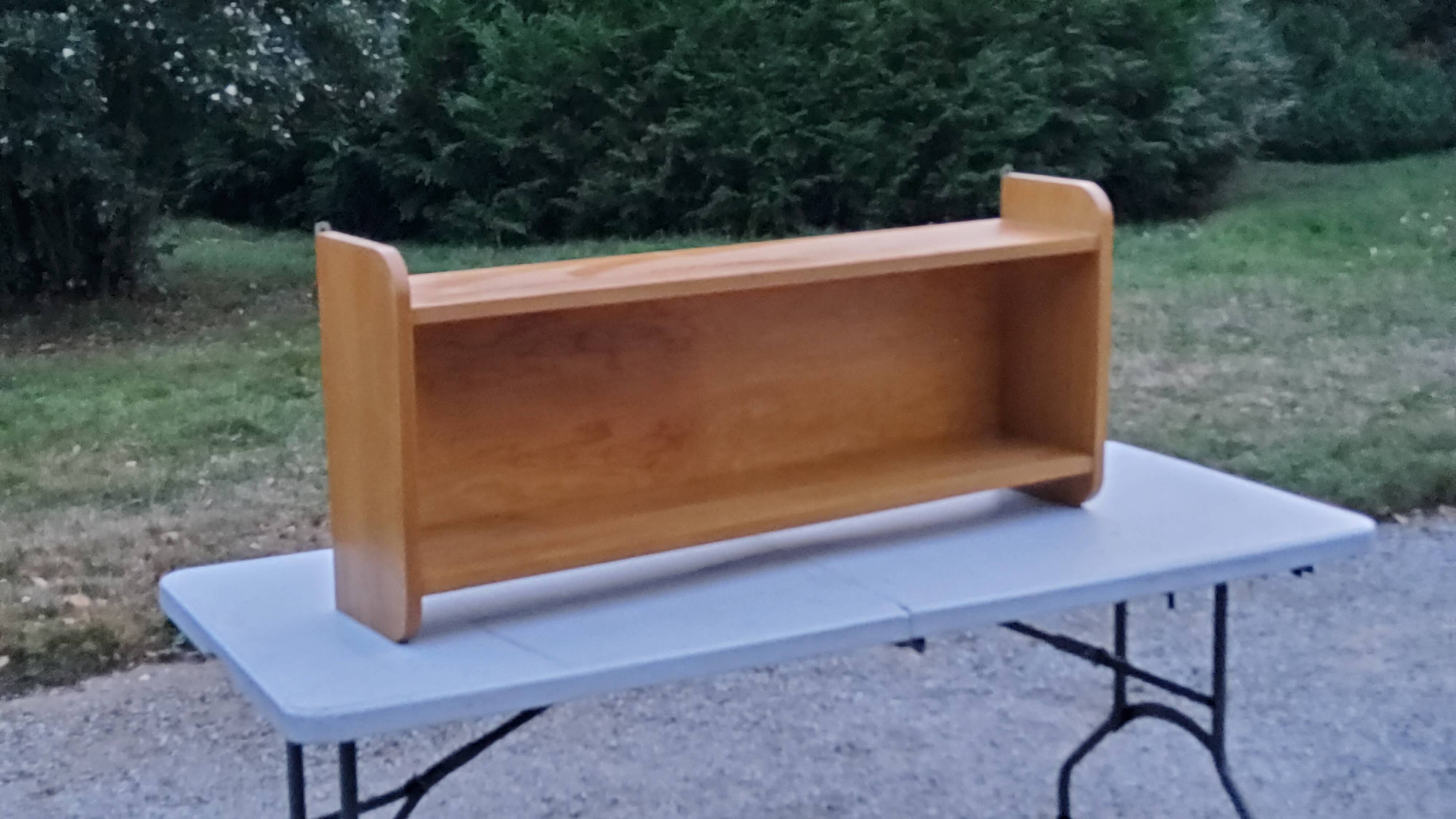 Double wall shelf in solid blond oak from the 1950s