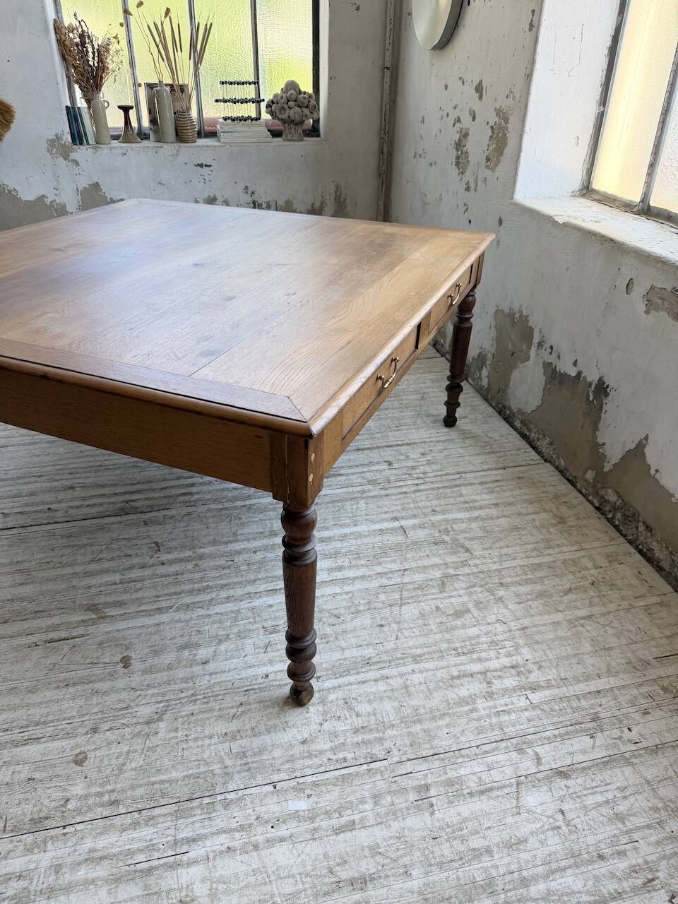 Grande table de ferme XL chêne « carrée » conférence 1950