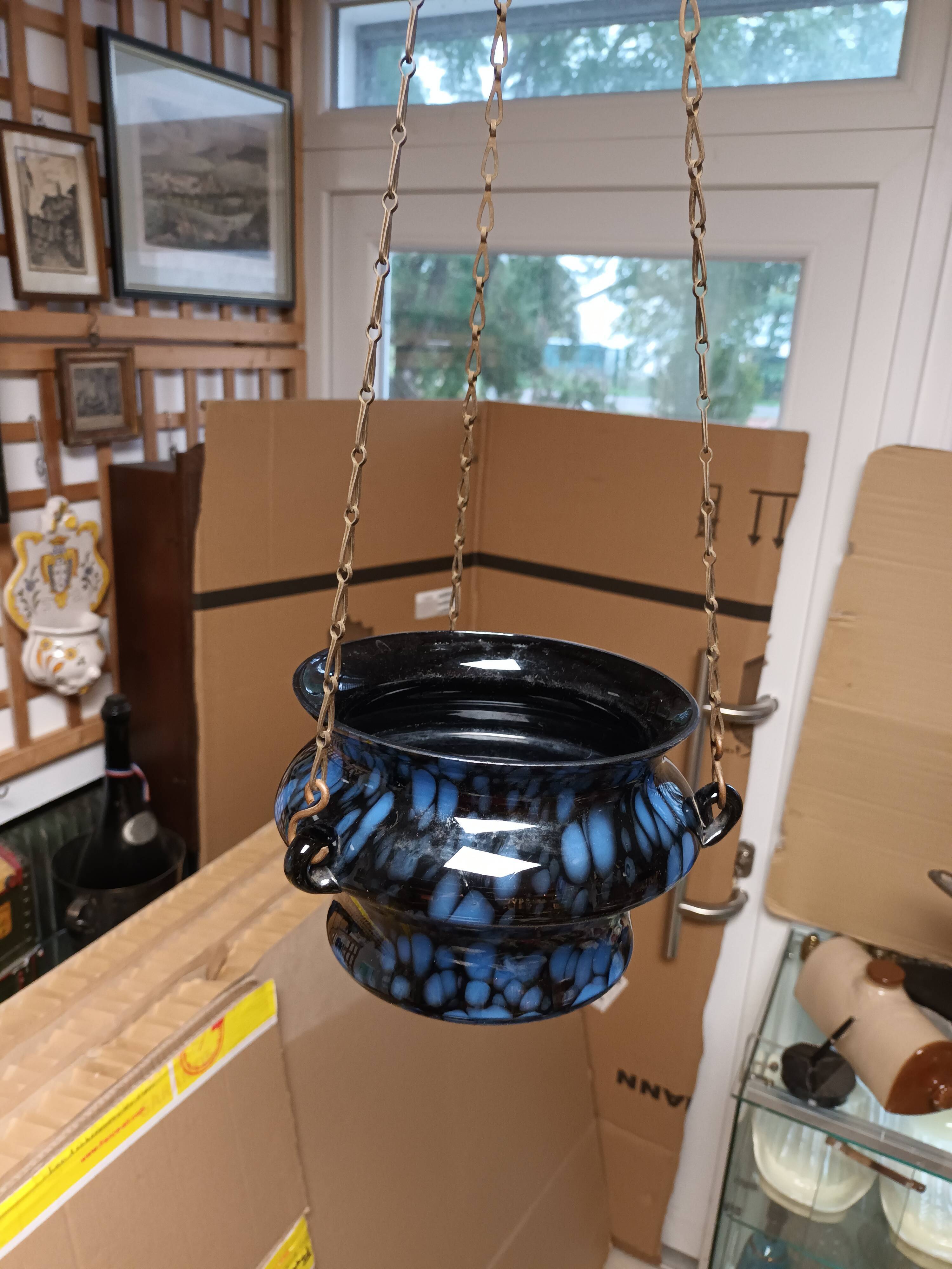 Hanging pot cover