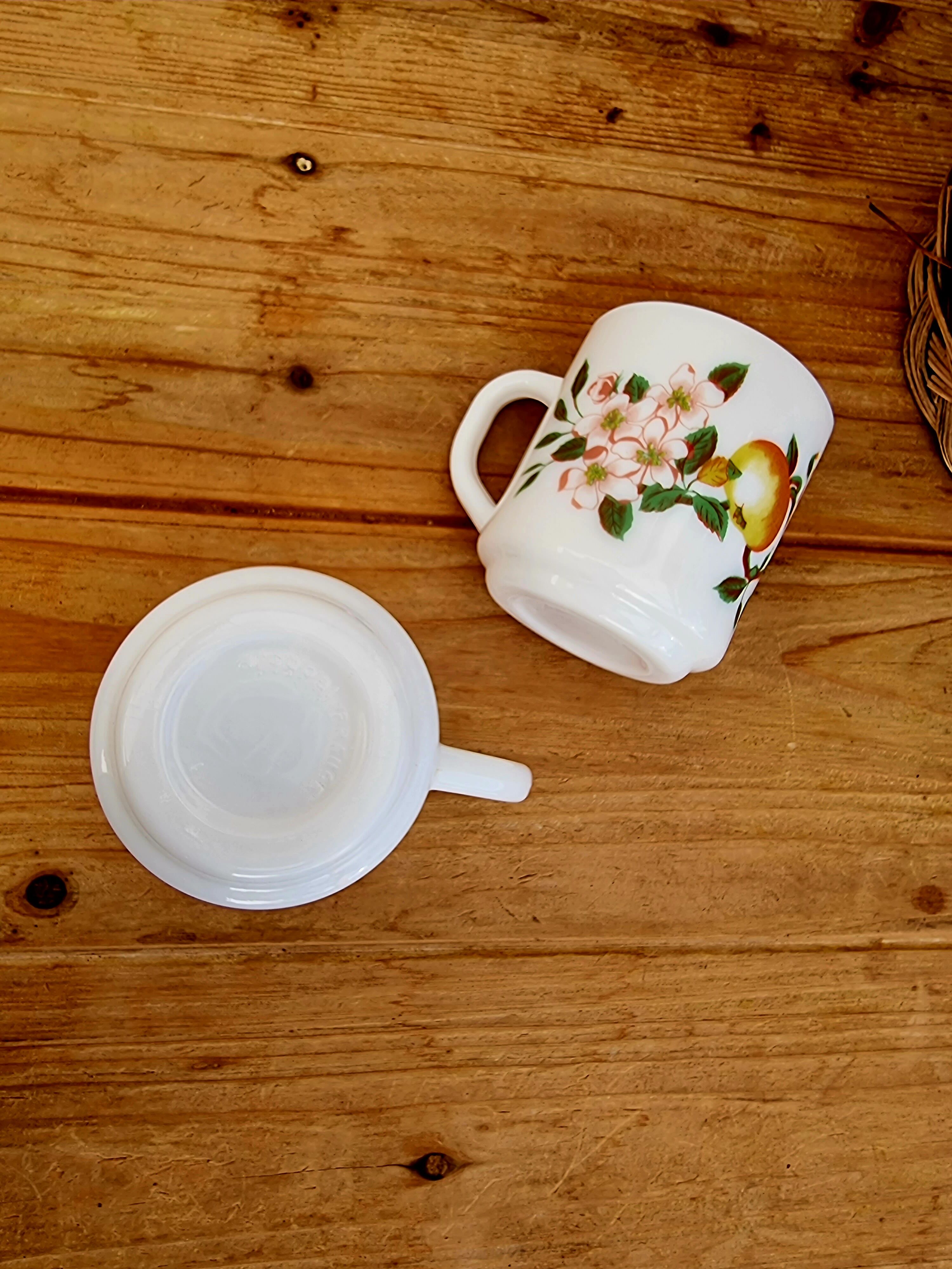 Set of 2 mugs Arcopal model apples