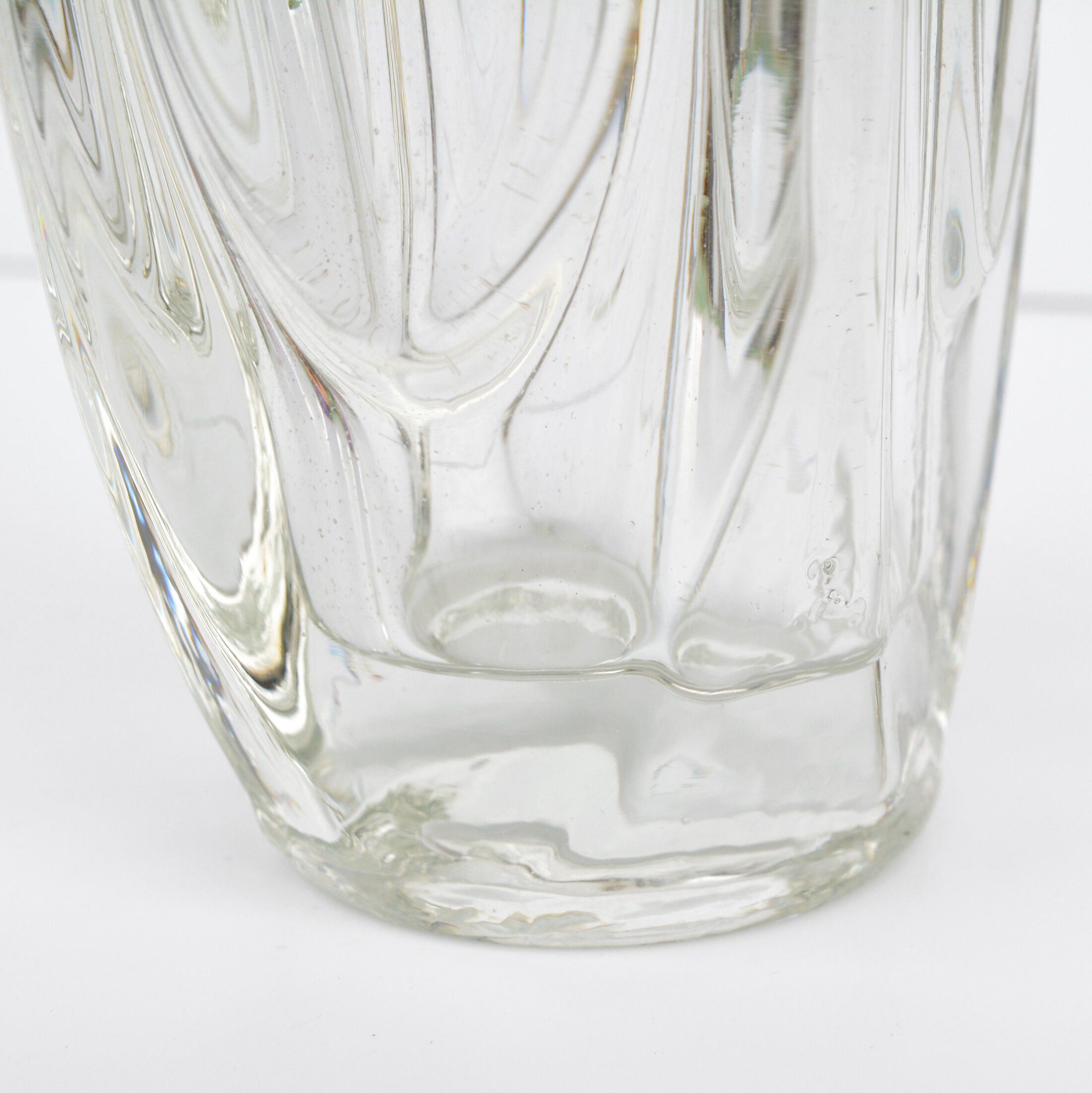 Vase, designed by R. Schrötter, Sklo Union Rosice, Czechoslovakia, 1950s