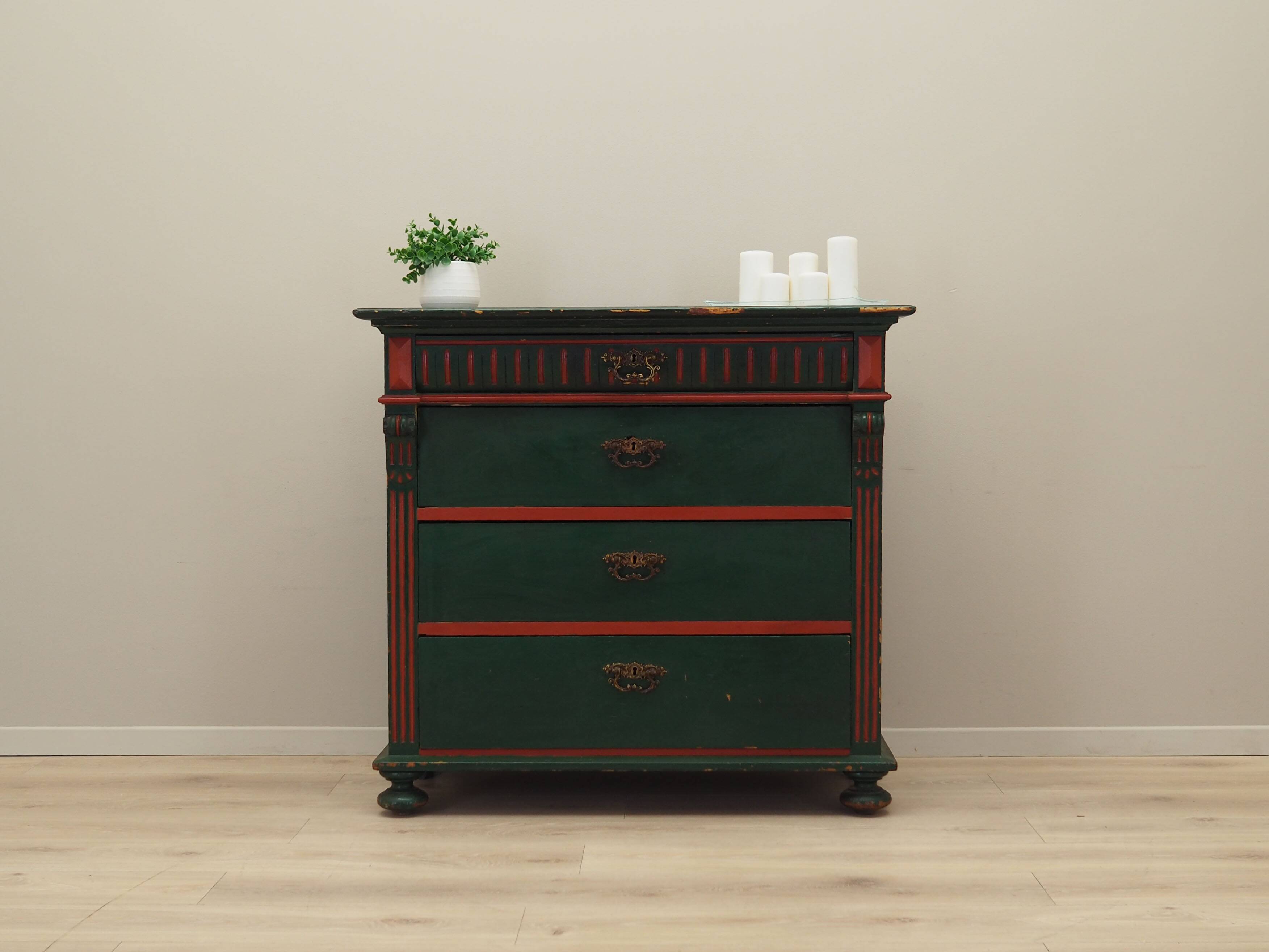 Commode en pin, design danois, années 1950, fabrication : Danemark