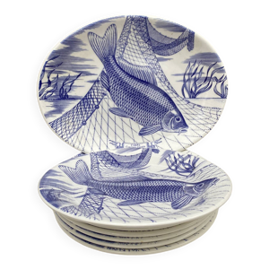Assiettes et plat , service - bleu