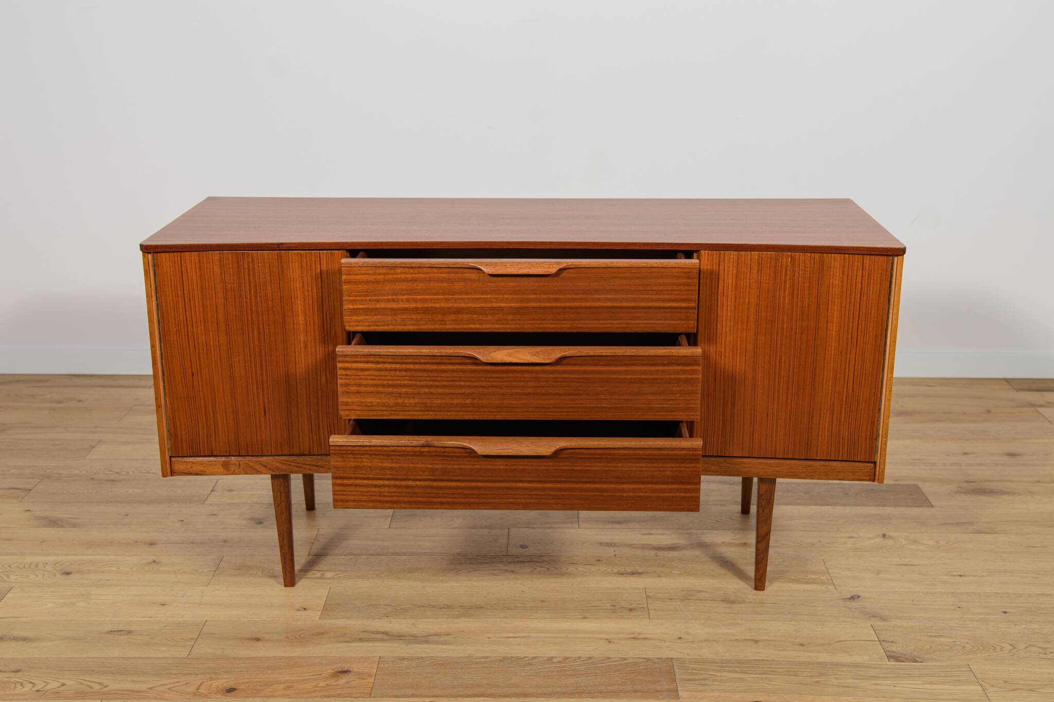 Mid Century Teak Sideboard from Austinsuite, United Knigdom, 1960s