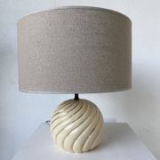 Lampe de table sphérique céramique ivoire et or Barbi