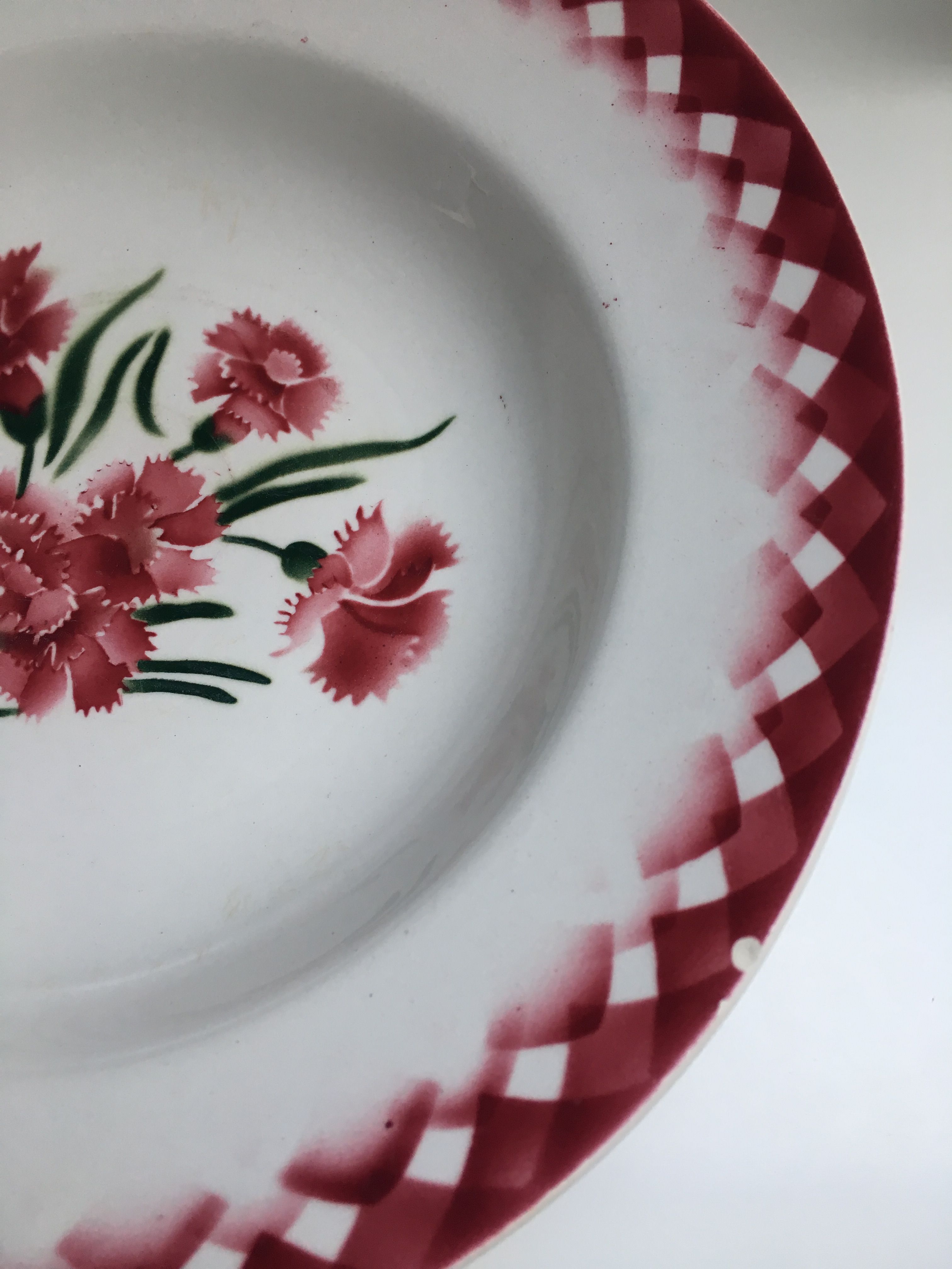 Set of 11 plates signed Mignardises Sarreguemines hand painted decor