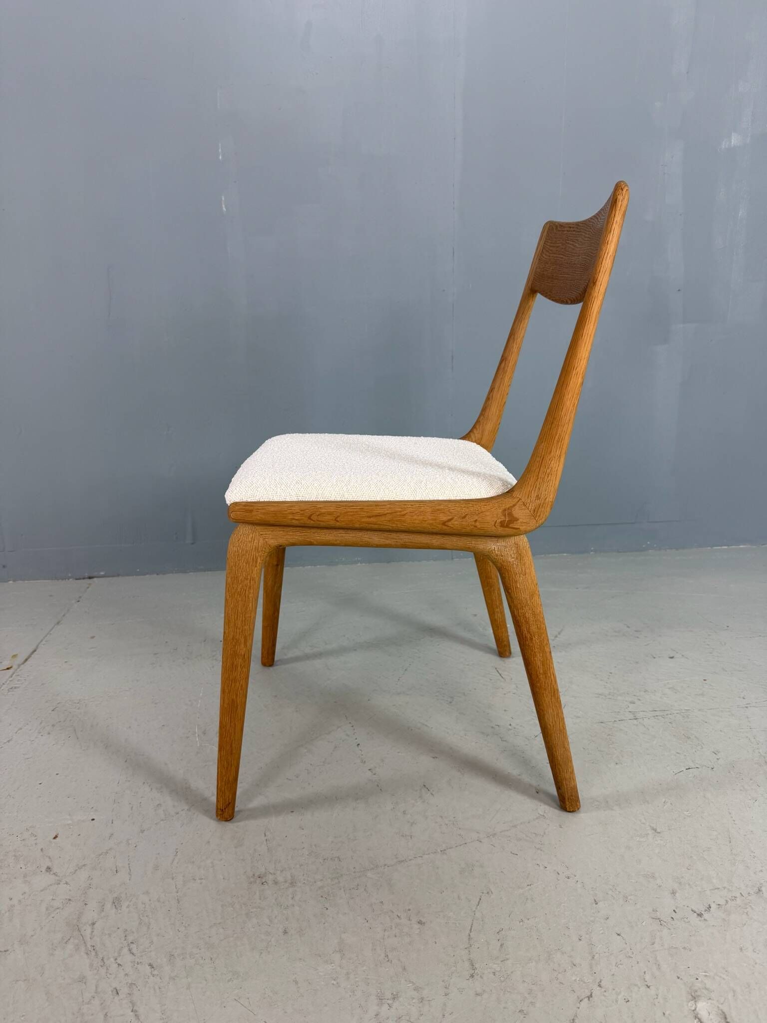 Alfred Christensen Danish oak "Boomerang" chairs set of 6 boucle fabric