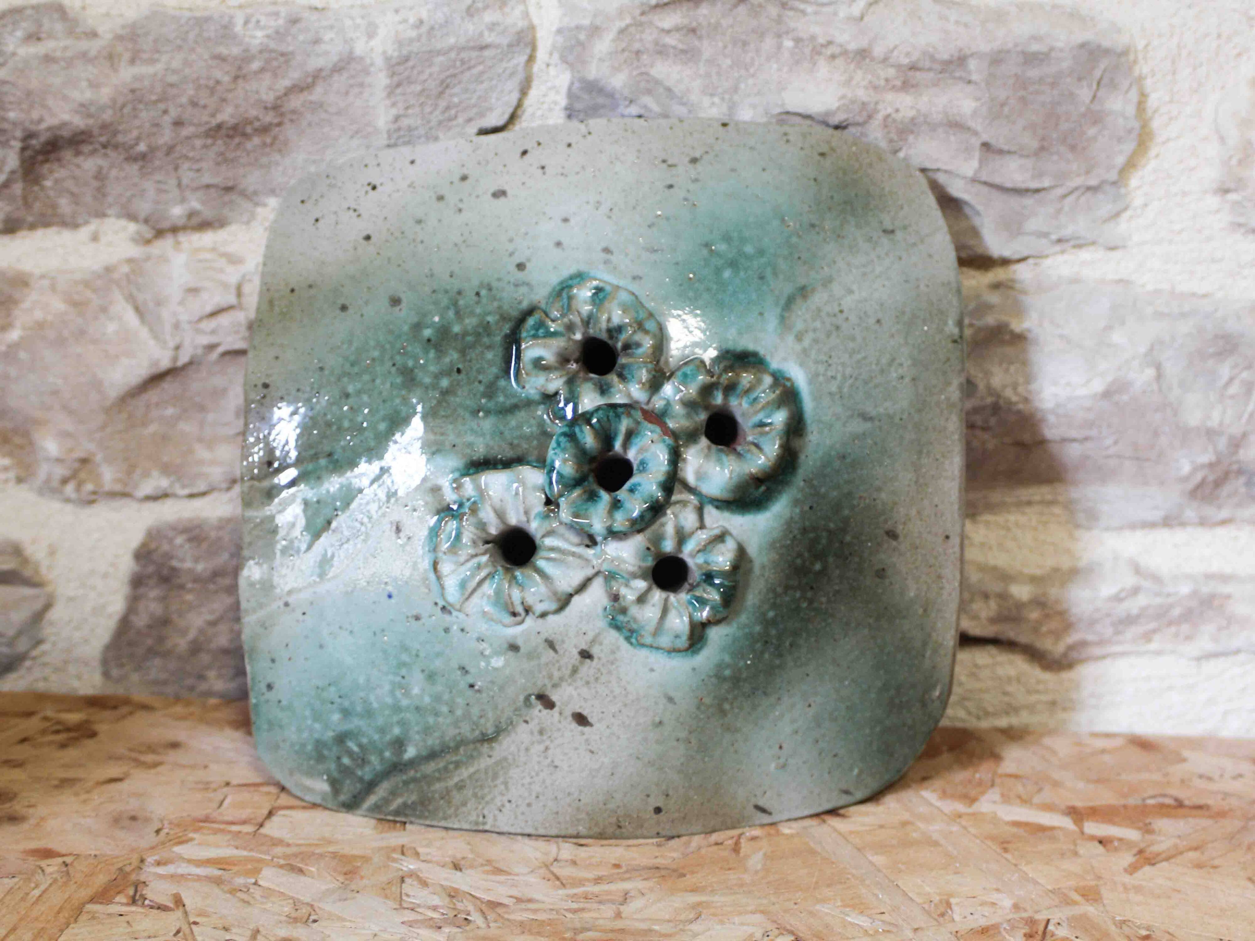 Ceramic flower holder