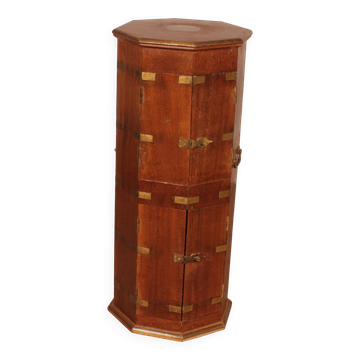 marine/military style stool
