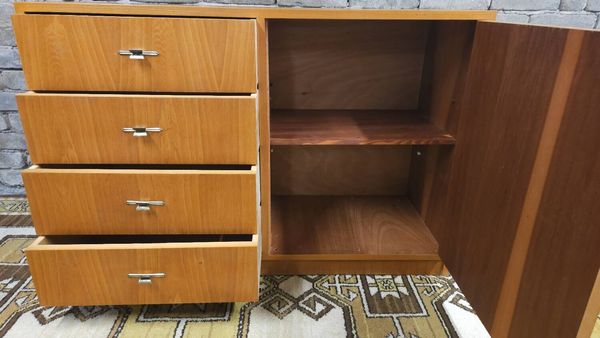 Meuble 4 tiroirs 1 porte année 1960 vintage