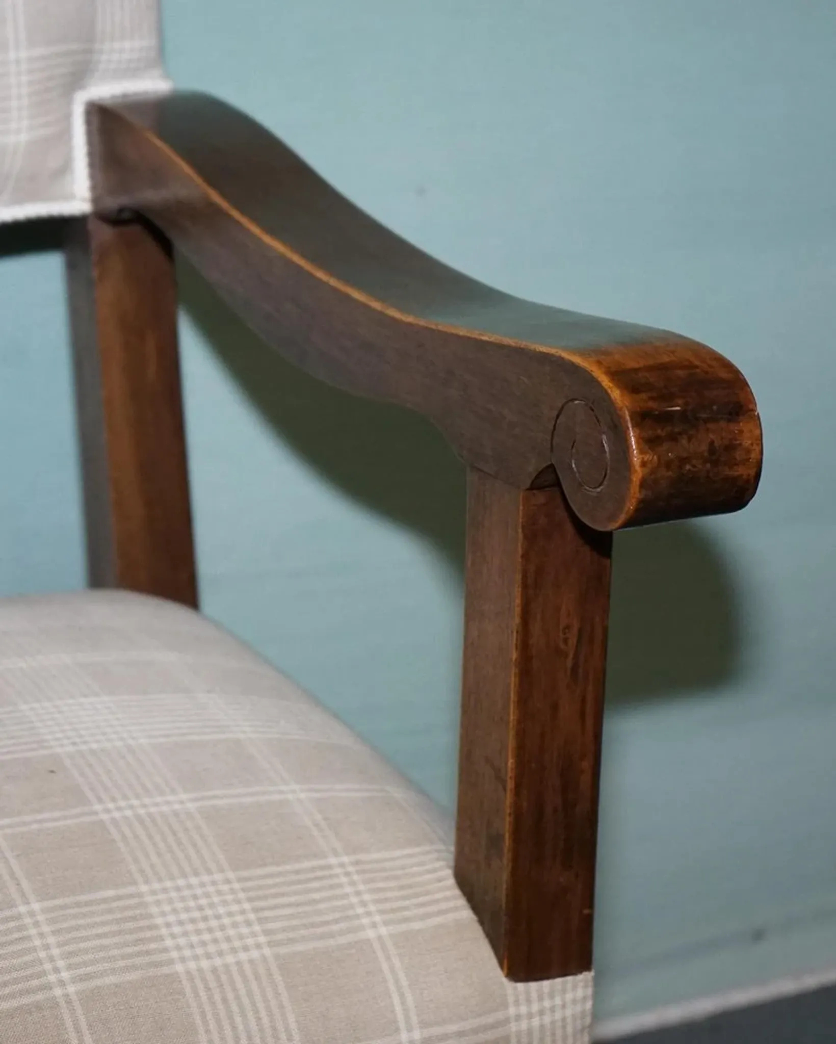Victorian Armchairs with Carved Wood Details, Set of 2