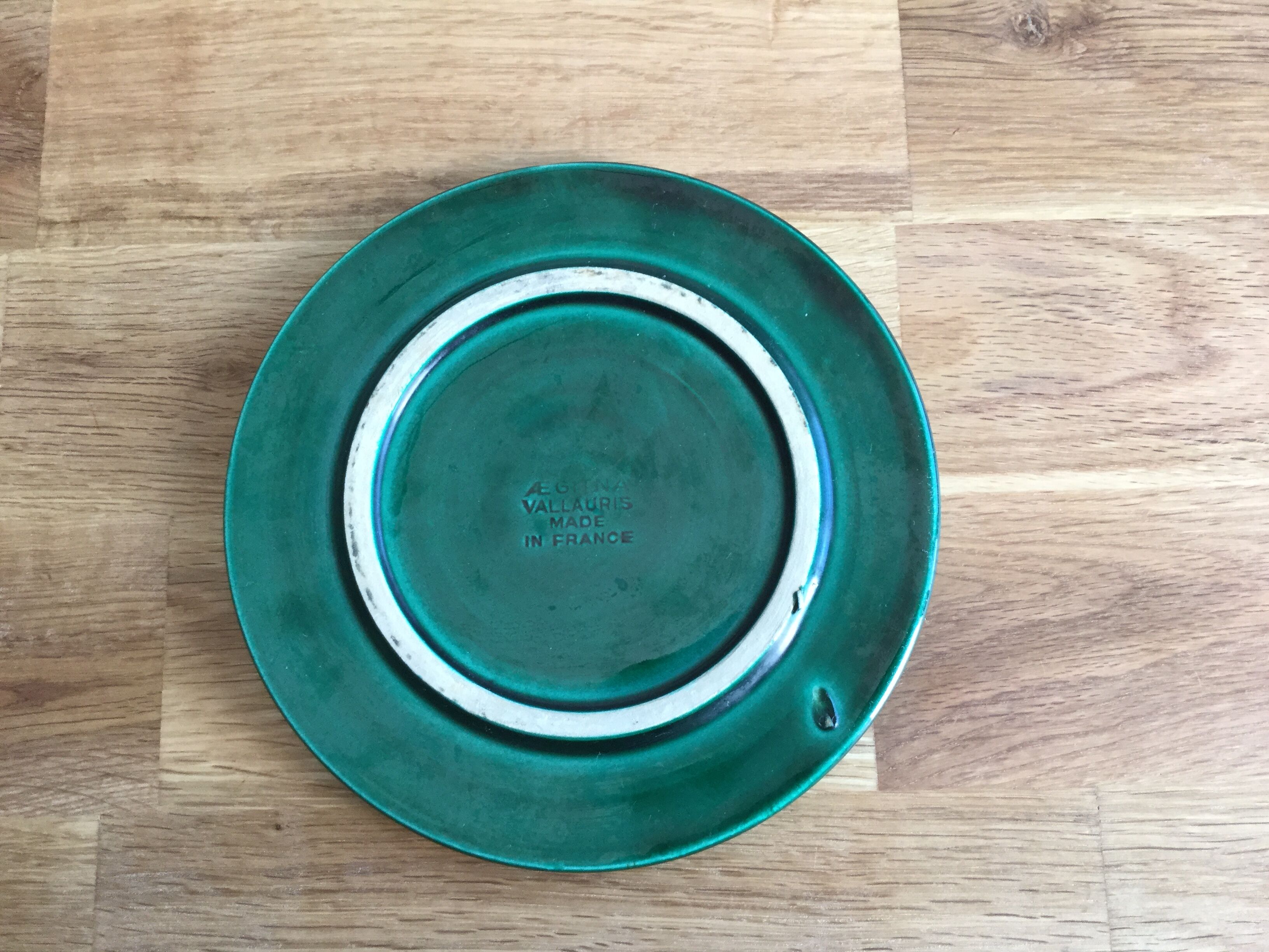 Vallauris Flat Underside