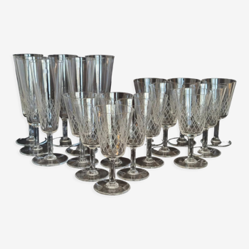 Set of 18 cut crystal glasses (flutes, wine glasses, port/liqueur)