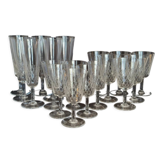 Set of 18 cut crystal glasses (flutes, wine glasses, port/liqueur)