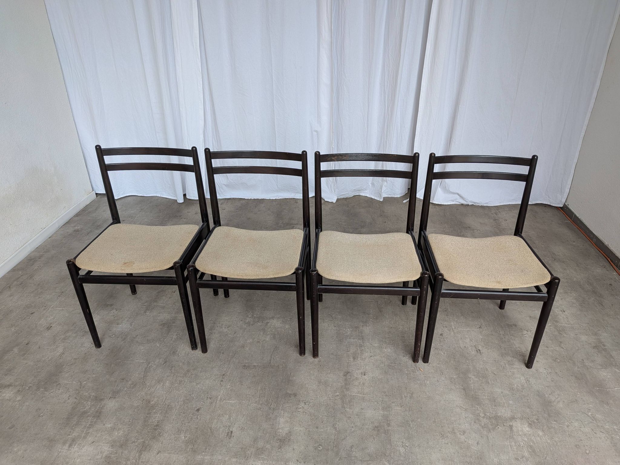 Set of 4 Stol Kamnik Dining Chair: Vintage Scandinavian Beech Wood, Yugosla