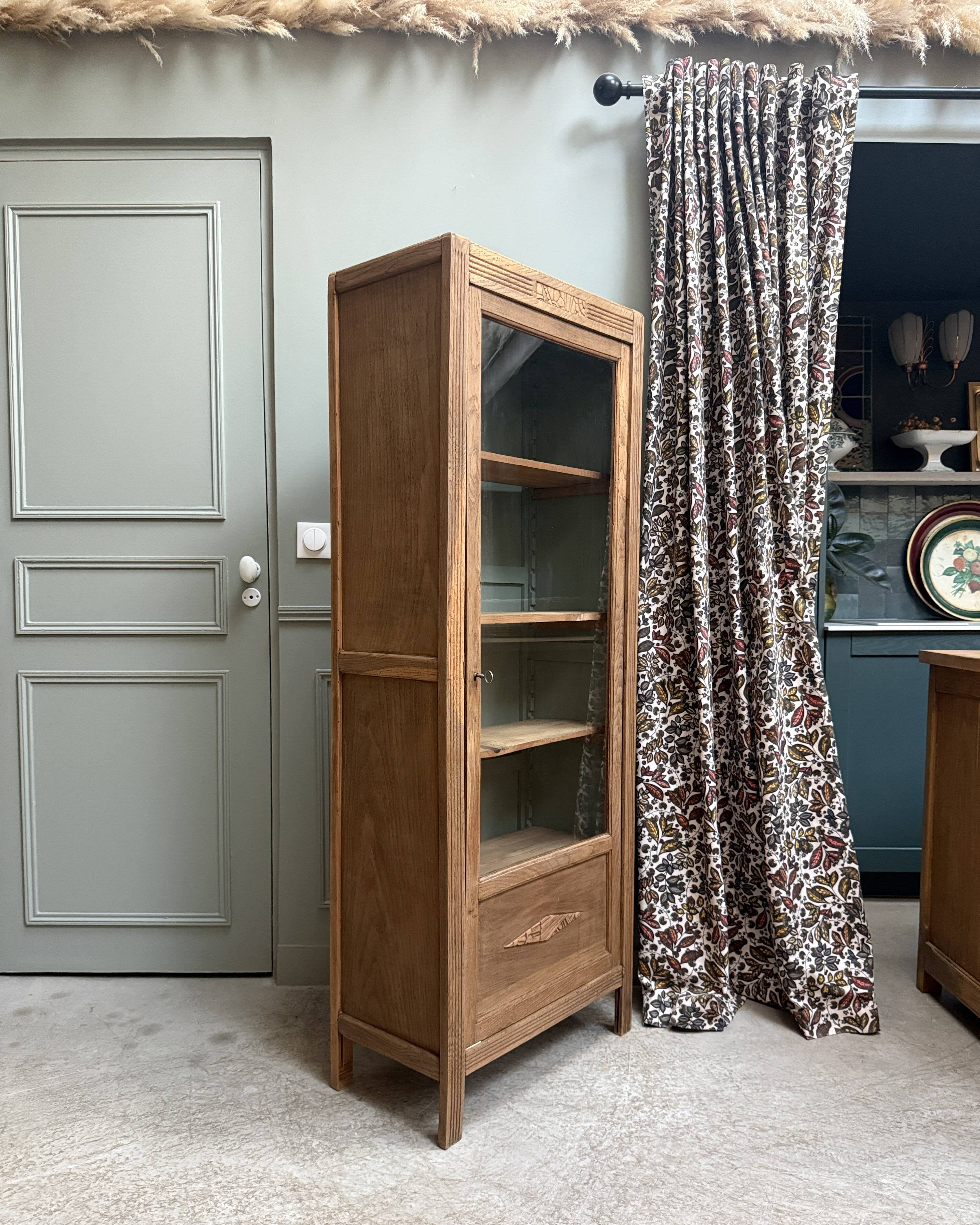 Vitrine parisienne Art Déco en chêne (rénovée)