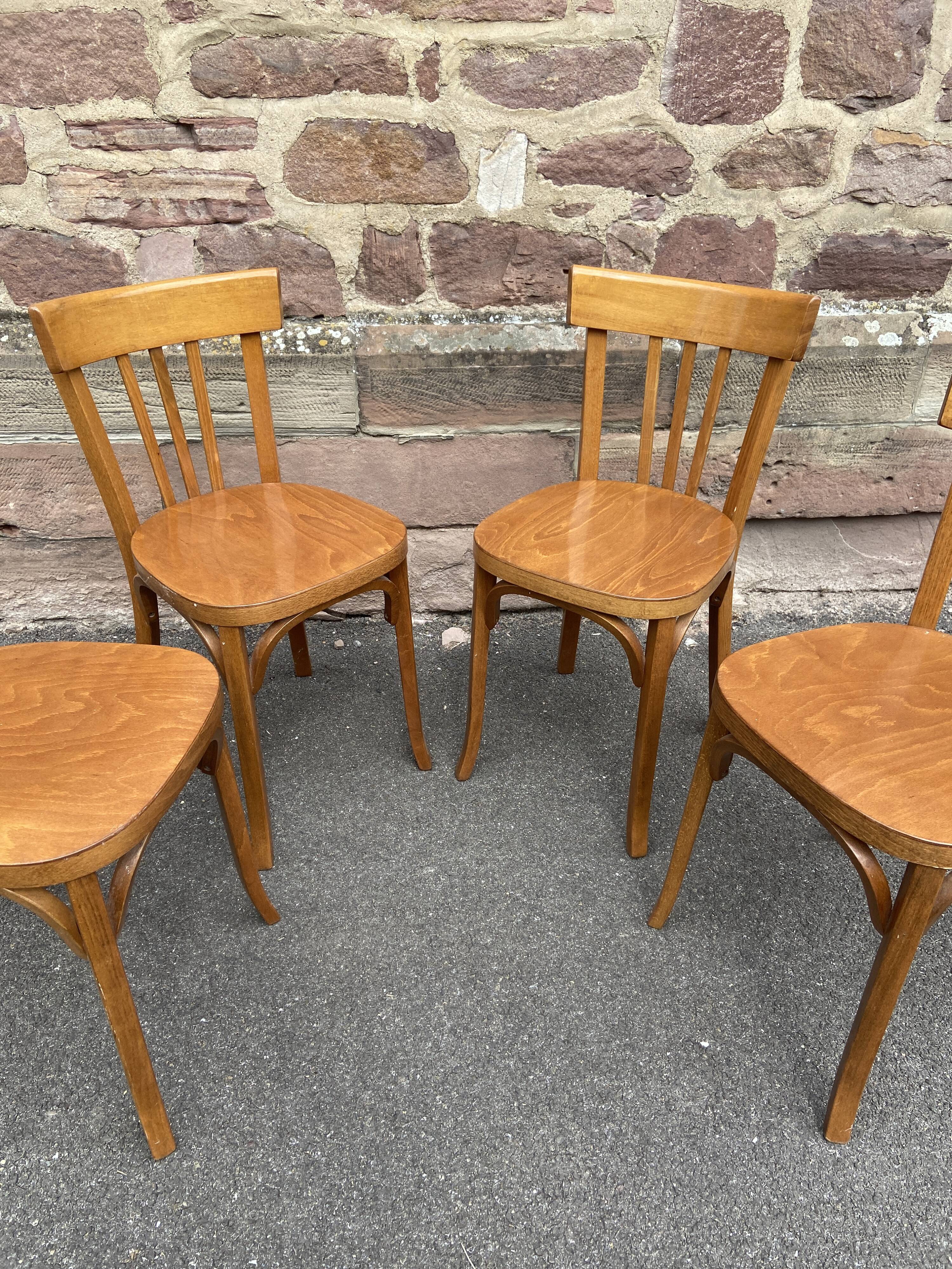 set of 4 Viennese chairs curved wood baumann Restaurant Paris bistro
