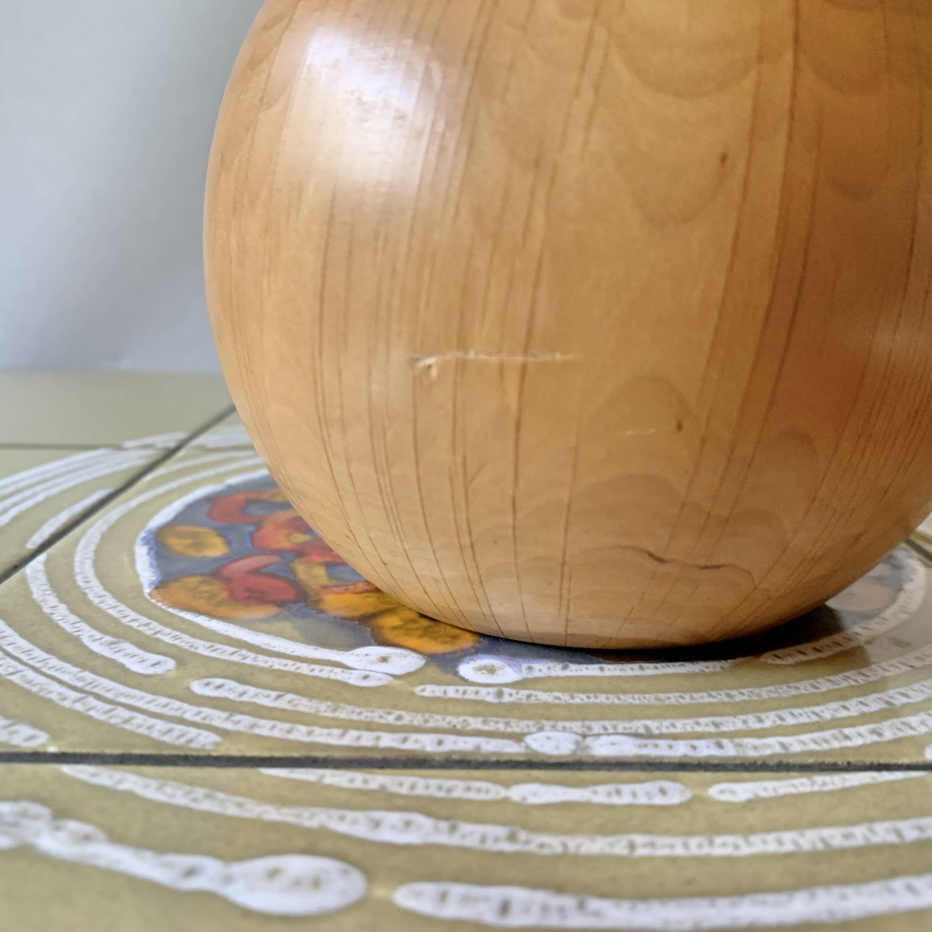Small vintage side lamp - turned wooden ball