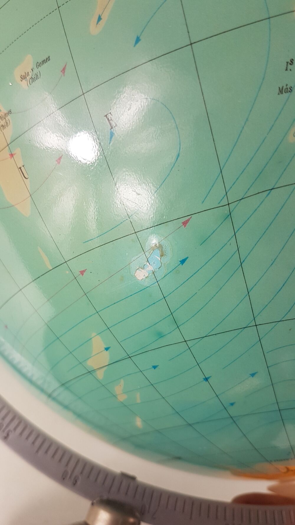 Light earth globe "hercule"