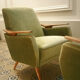 Lot de 2 fauteuils club accoudoirs teck années 50/60