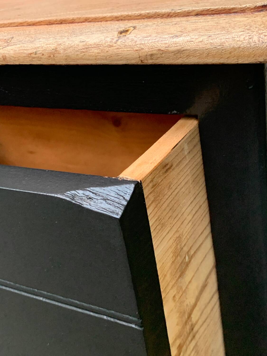 Art Deco chest of drawers 1920