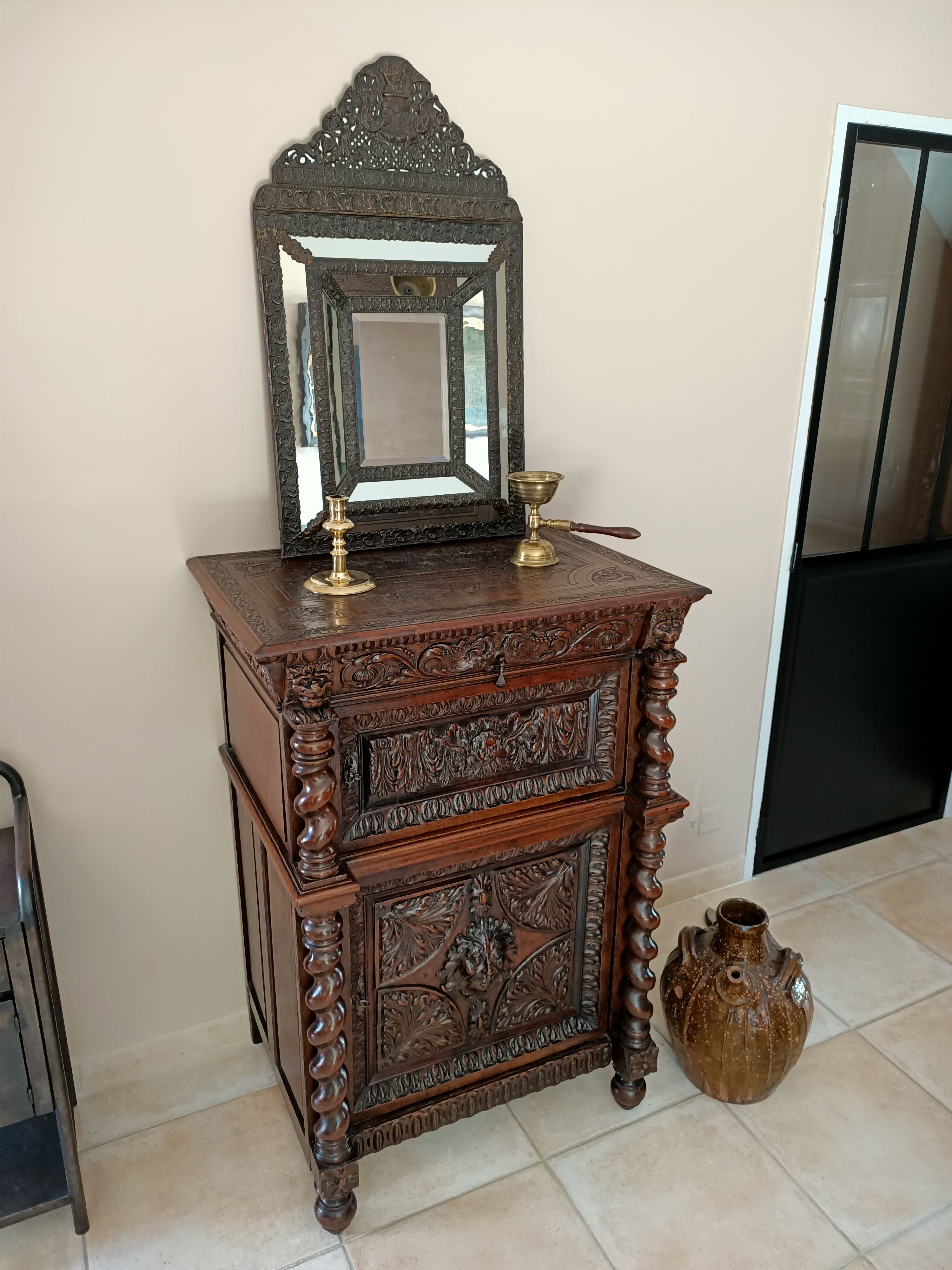 Dutch credenza XVIIE solid oak