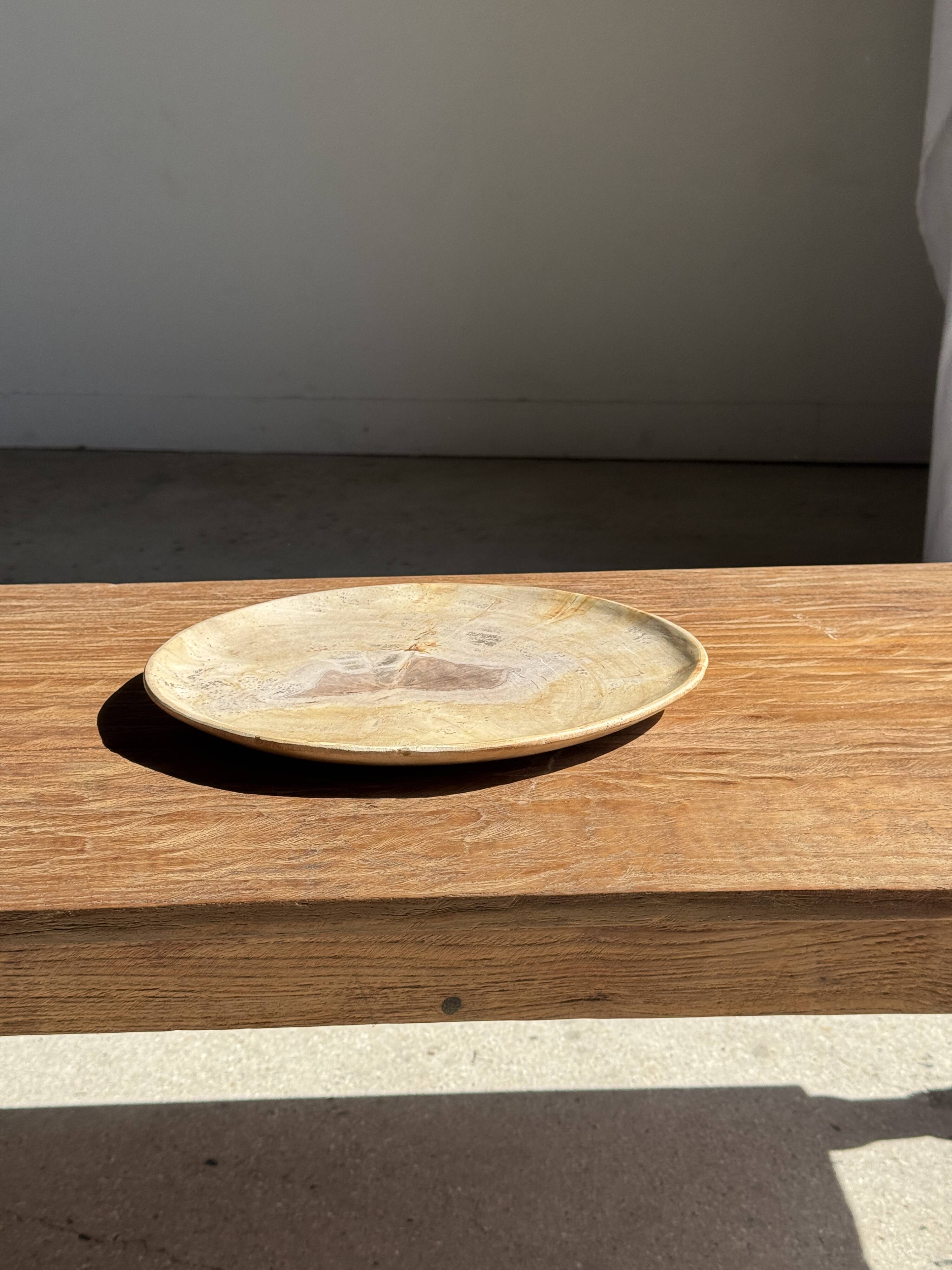 Petrified wood catchall or dish, beige with a brown spot in the centre, D24-27 -377.