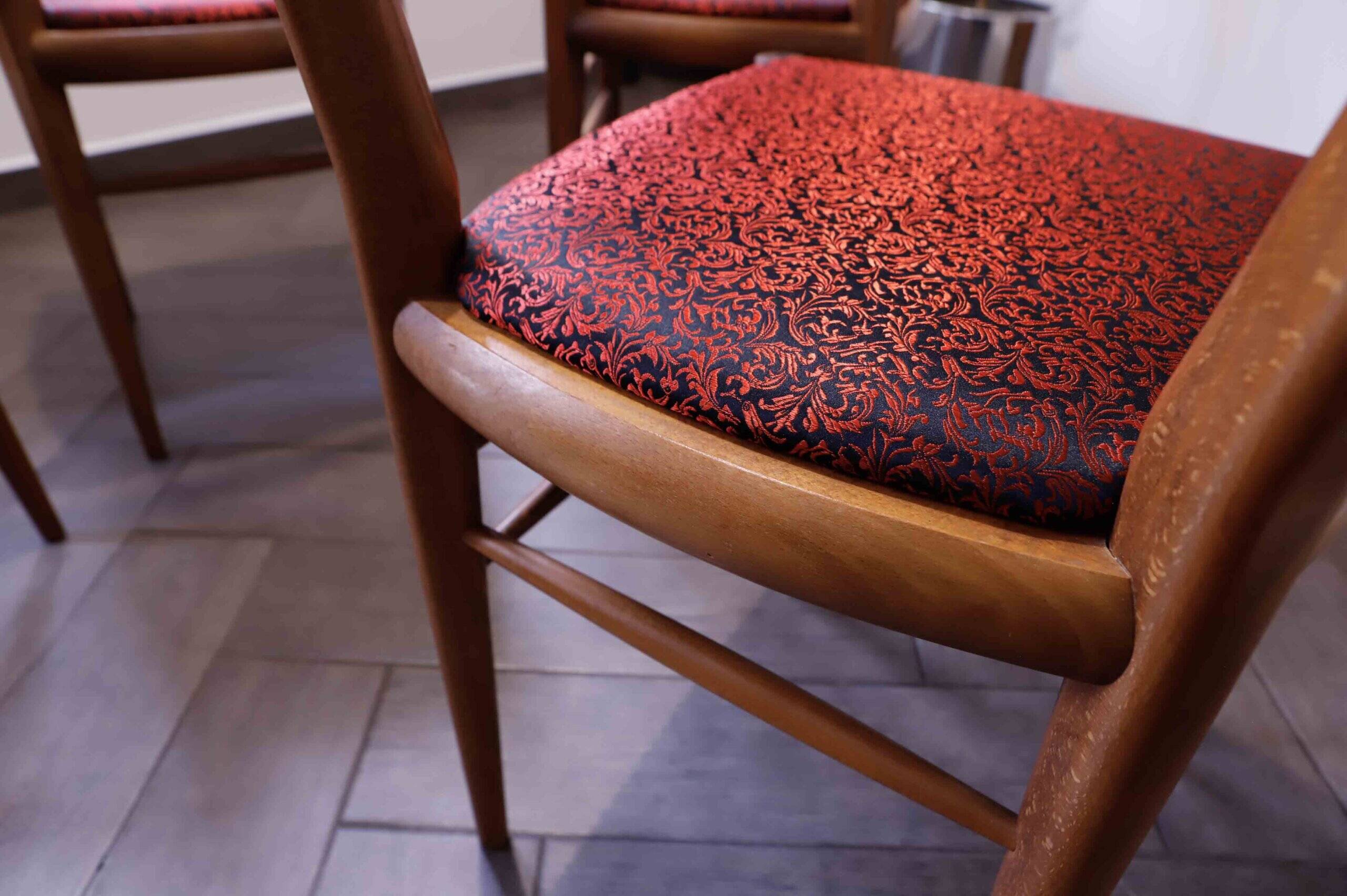 Set of retro dining chairs – Dřevotvar Jablonné nad Orlicí