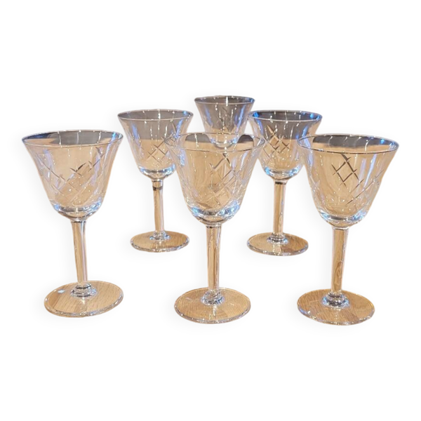 6 verres à pied anciens en cristal