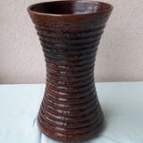 Vetter ceramic vase