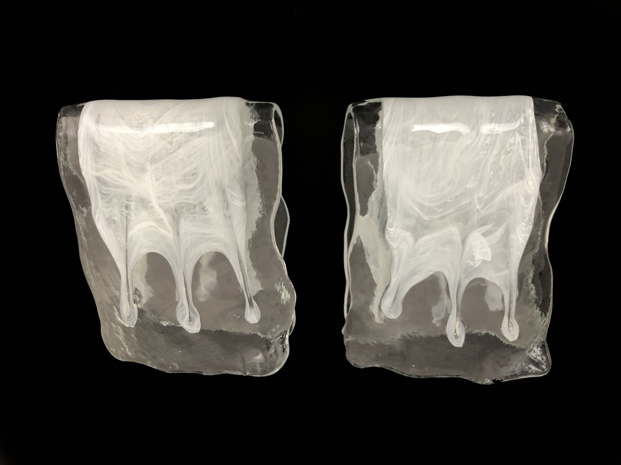 Pair of Murano Sil Lux wall sconces in alabaster glass and aluminum