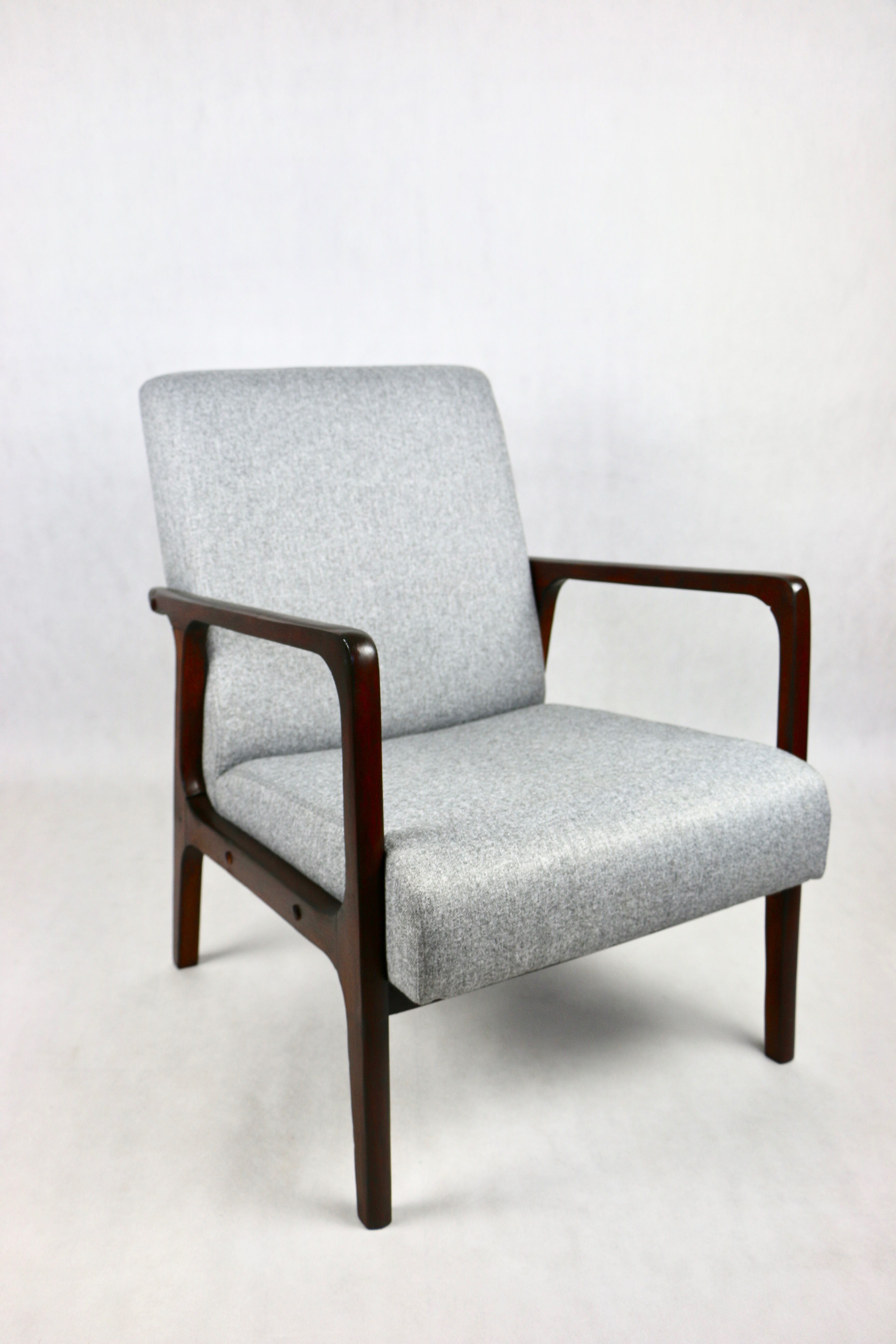 Fauteuil gris, années 1970
