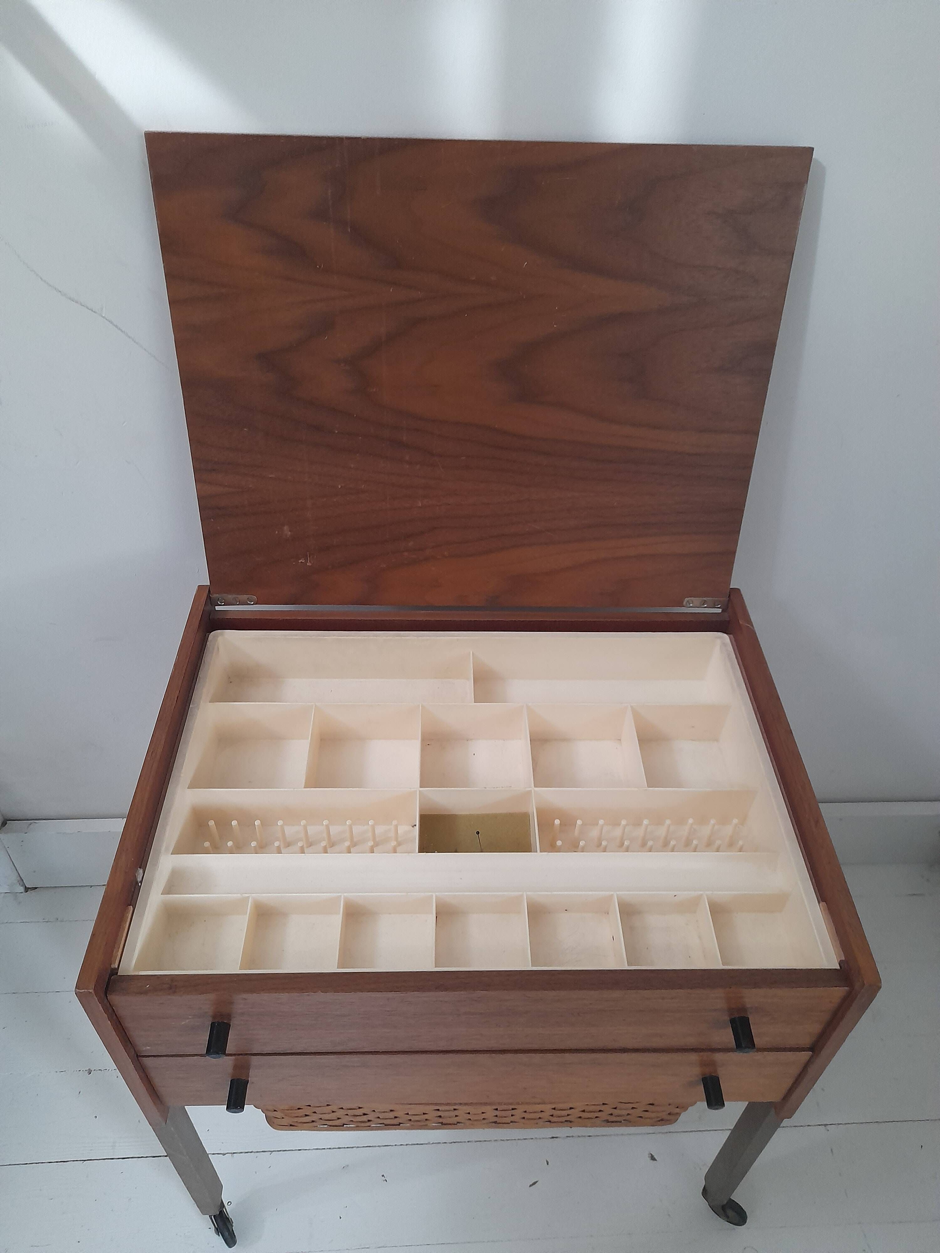 Meuble de couture scandinave teck années 60