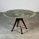 Table à manger ronde en onyx et noyer massif par Osvaldo Borsani, années 1950