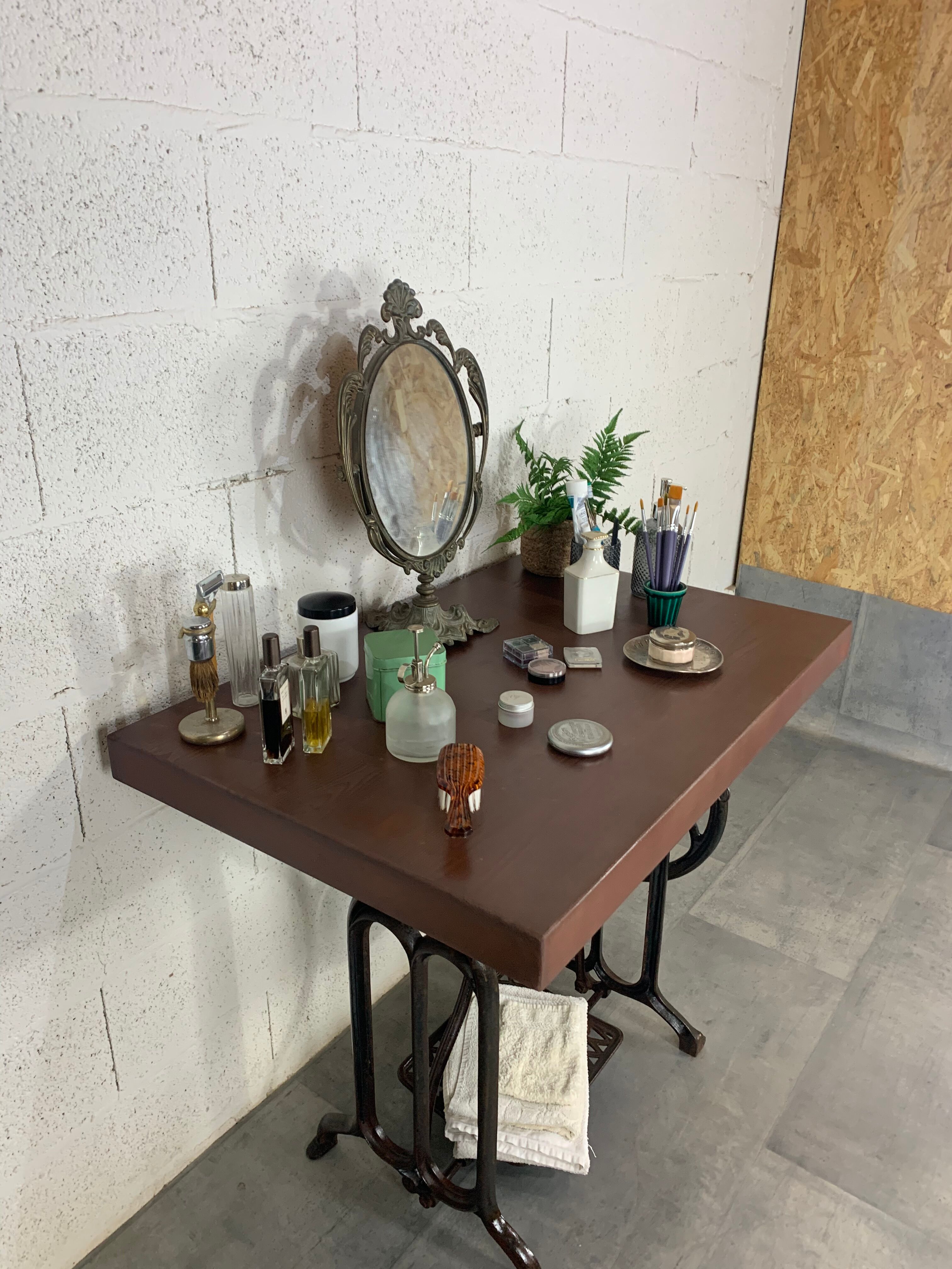 Vanity unit