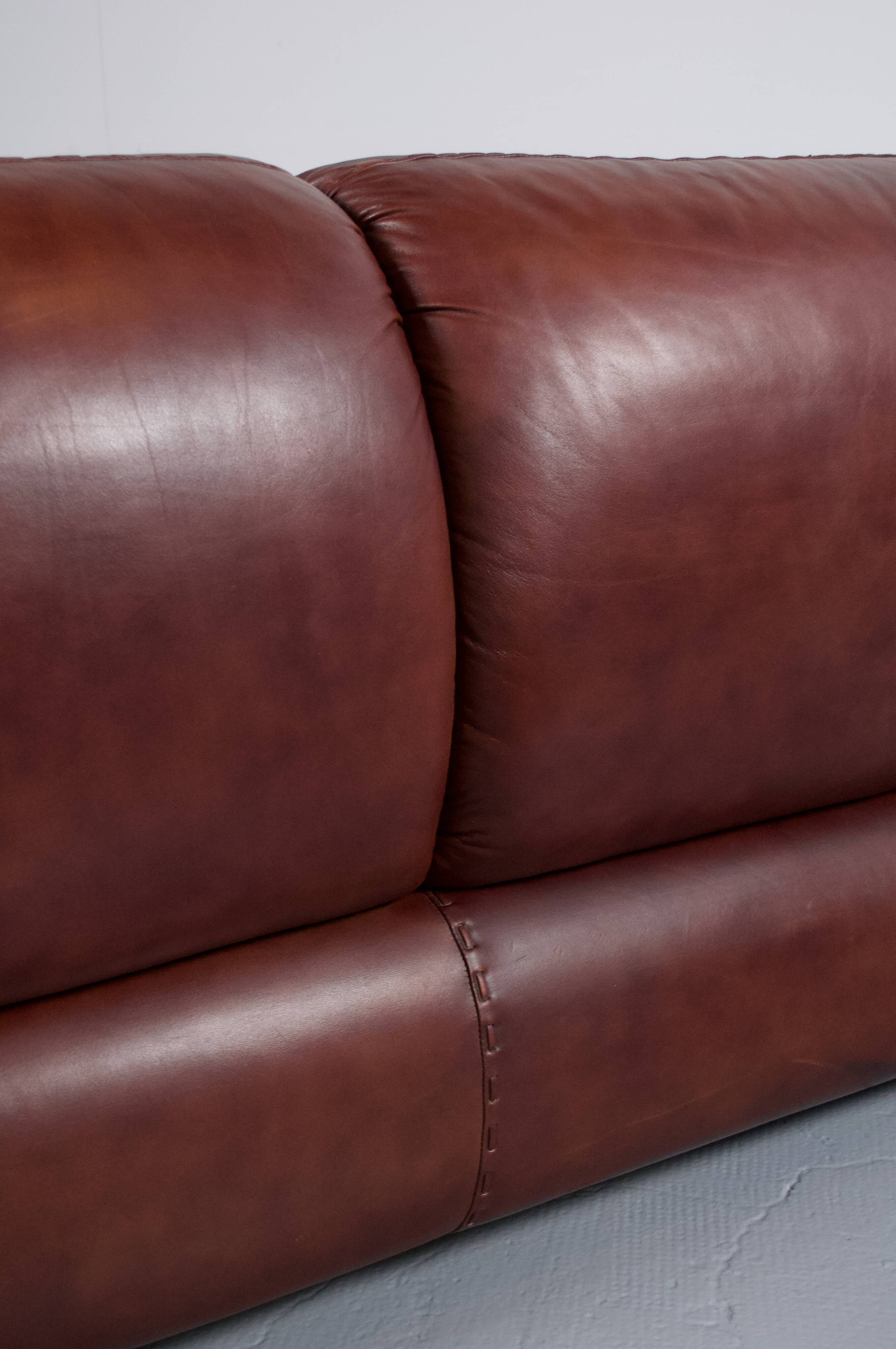 Sapporo leather sofa 1970s by Mobil Girgi publisher