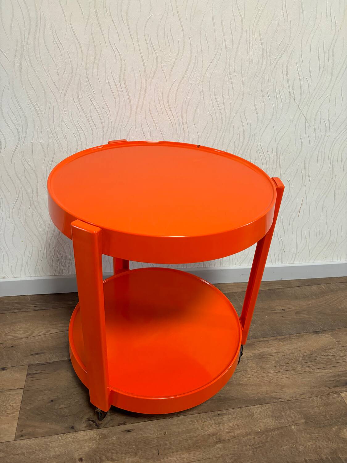 Desssert Prisunic orange - meuble d'appoint Prisunic - bout de canapé vintage -70s