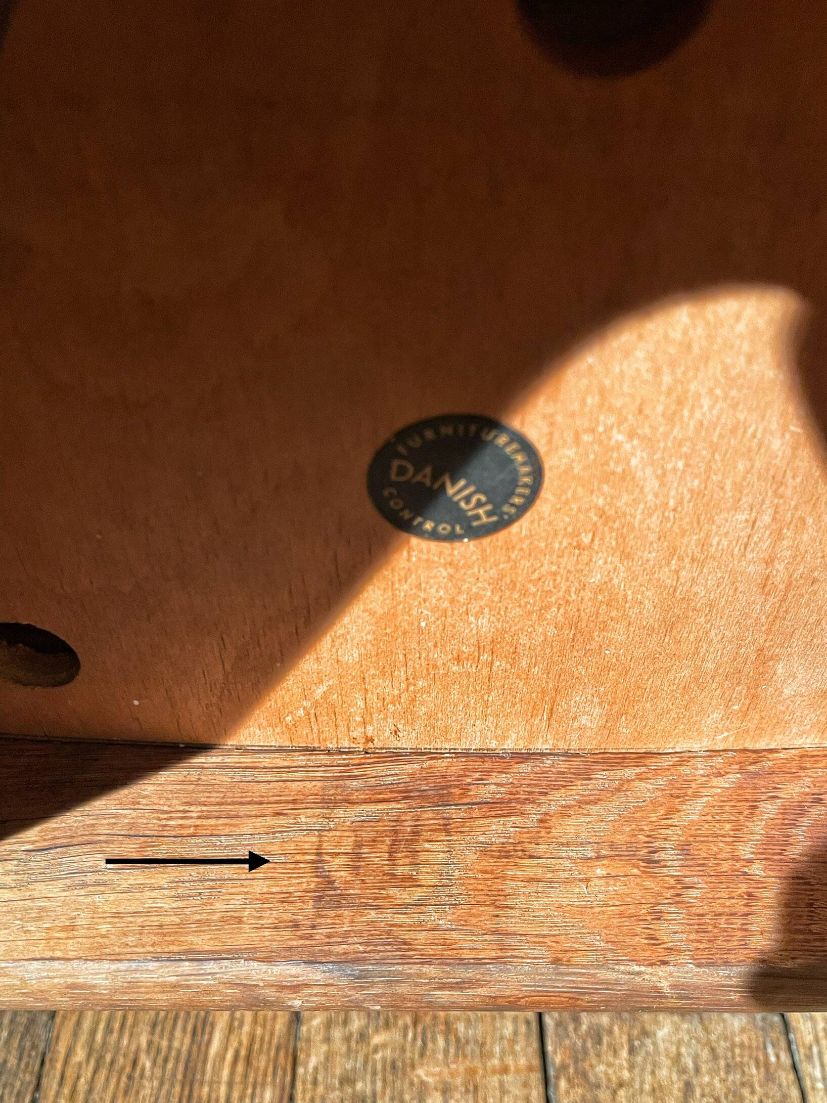 Tripod chair Heart Hans Wegner Fritz Hansen