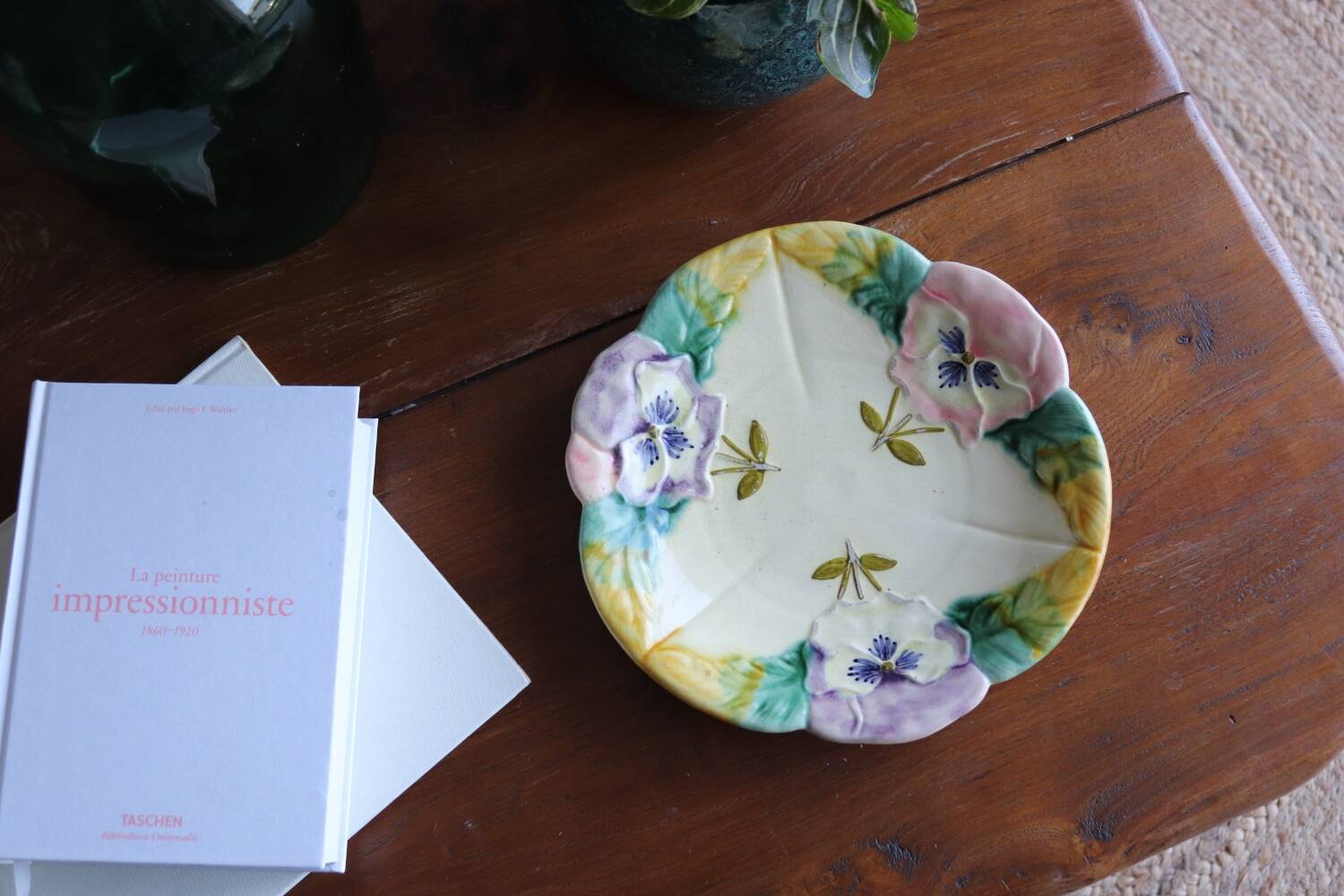 Plate of pansy slip