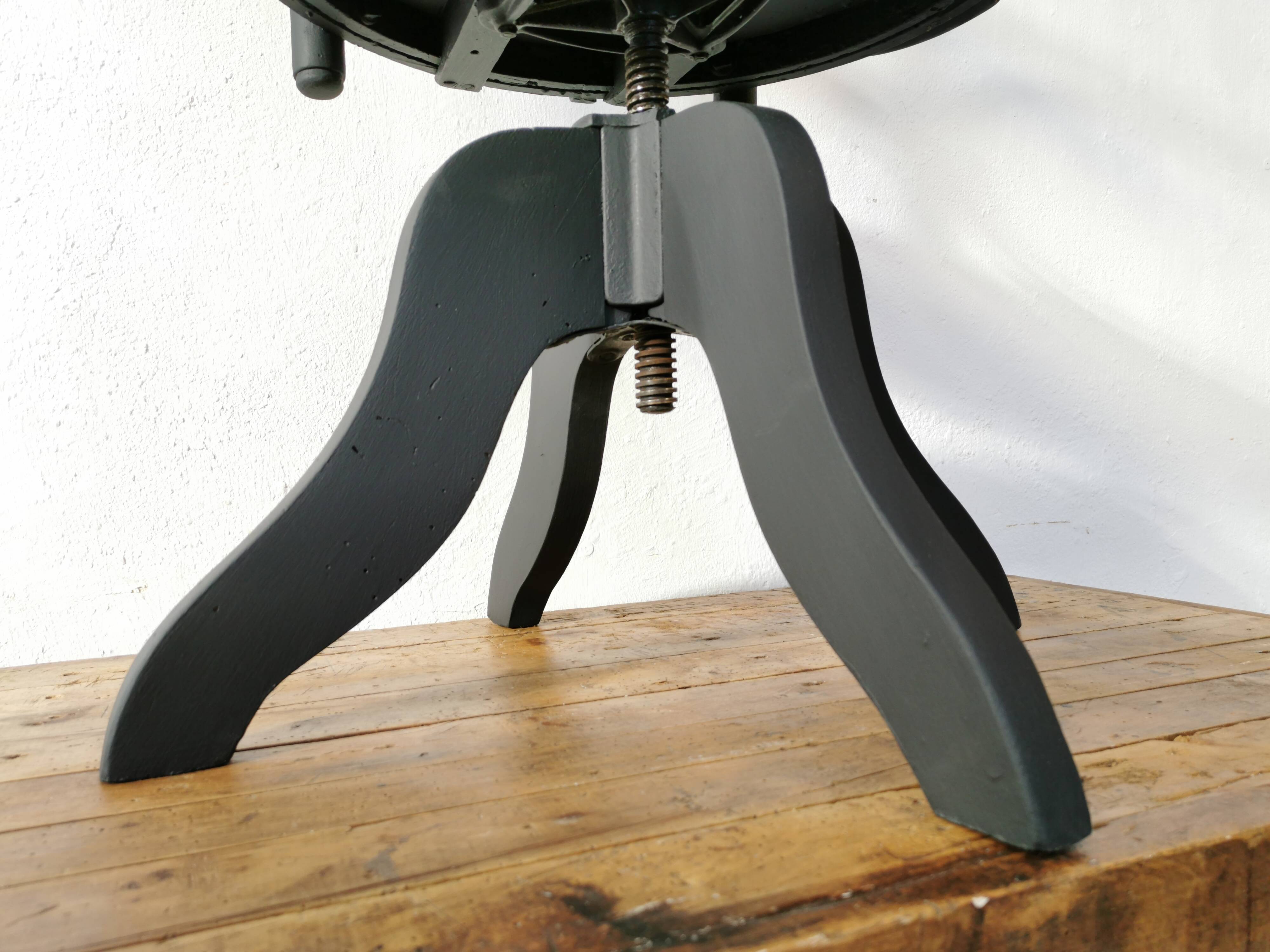 Vintage American armchair 1950