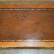 Bureau Plat Restauré Louis XVI Orné d'Ormolu Fin XIXe Siècle