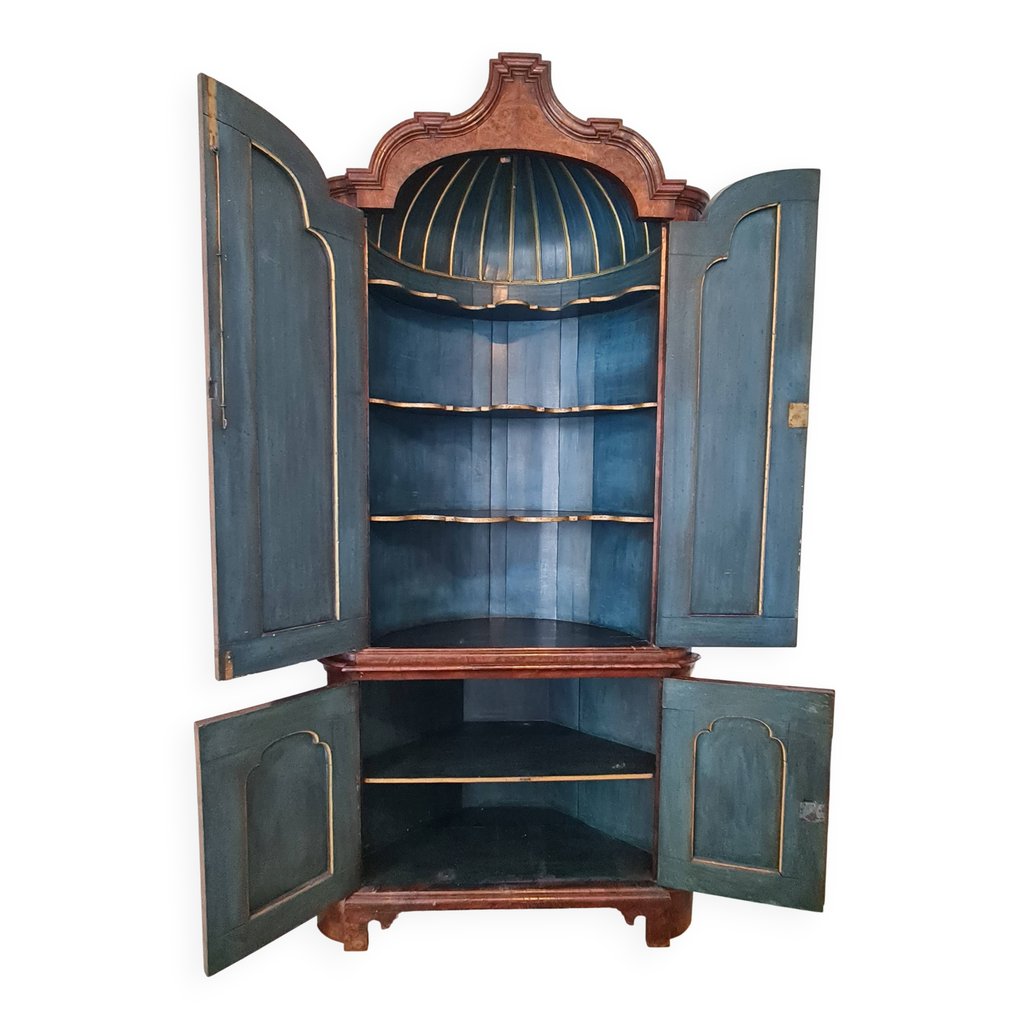 Antique Dutch corner cabinet in burl – two-body cabinet from the 19th century