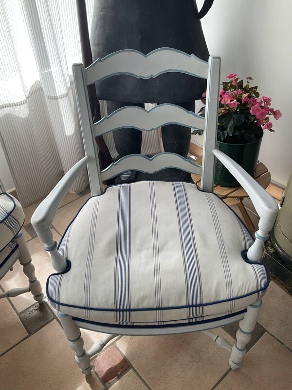 Salon provençal type contadin