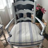 Provençal farmhouse-style salon